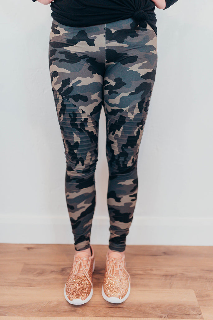 Camo deals moto leggings